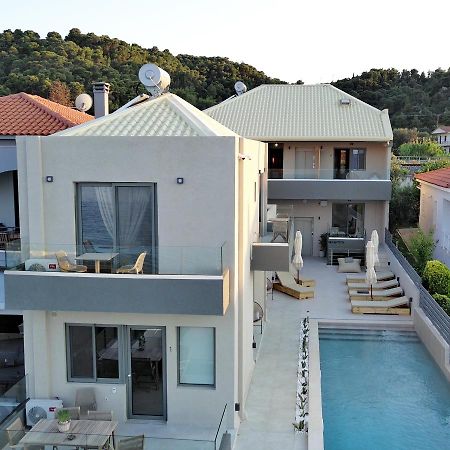 Theros Suites Dhiminio Exterior photo