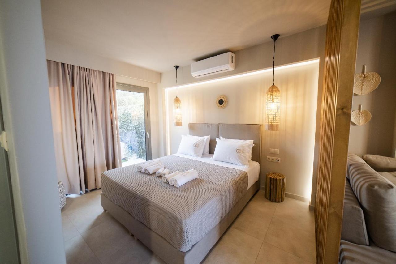 Theros Suites Dhiminio Exterior photo