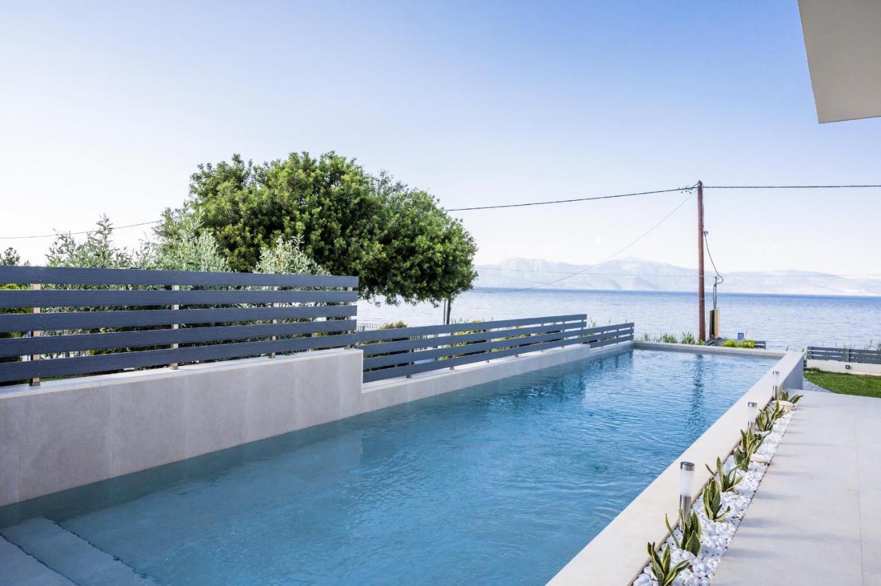 Theros Suites Dhiminio Exterior photo