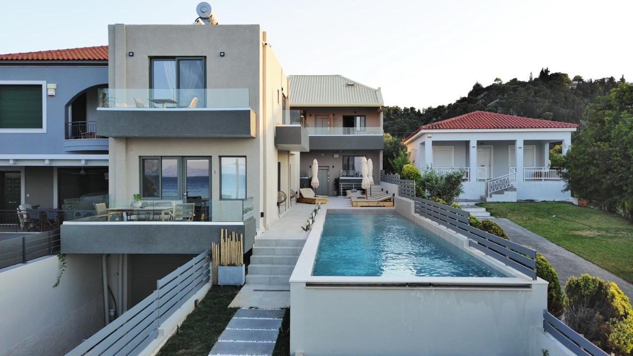 Theros Suites Dhiminio Exterior photo