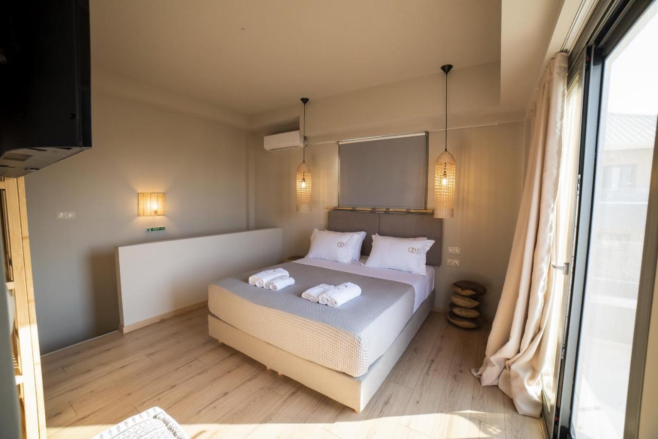 Theros Suites Dhiminio Exterior photo