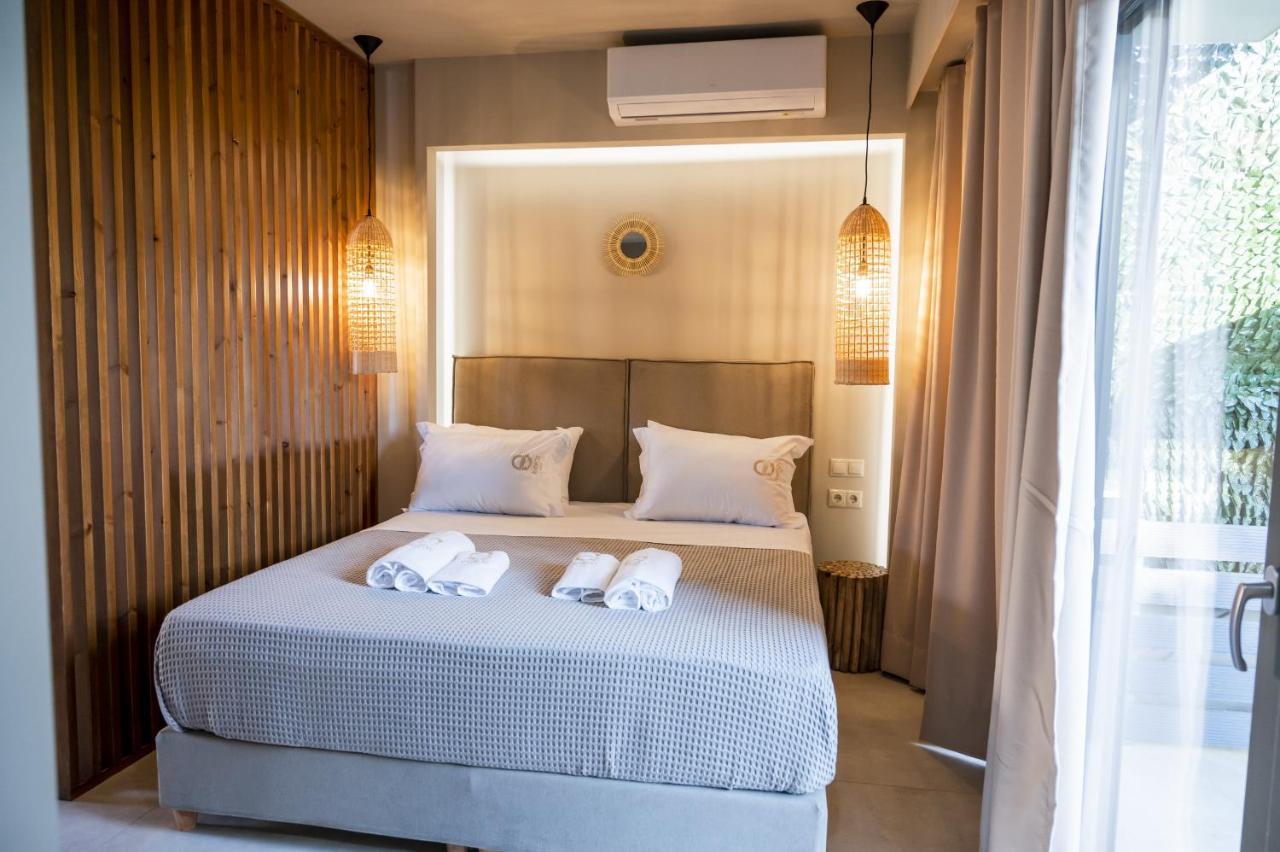 Theros Suites Dhiminio Exterior photo