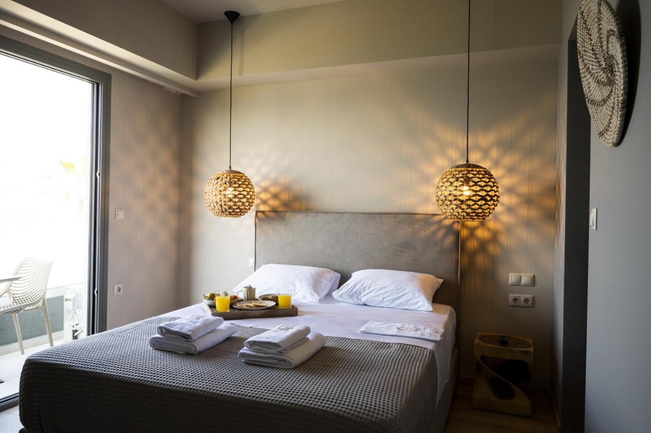Theros Suites Dhiminio Exterior photo